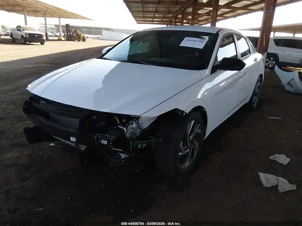 KMHLM4DG2SU037297 2025 HYUNDAI ELANTRA - Image 2