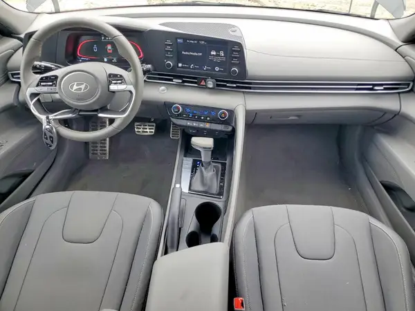 KMHLM4DG2SU040801 2025 HYUNDAI ELANTRA - Image 8