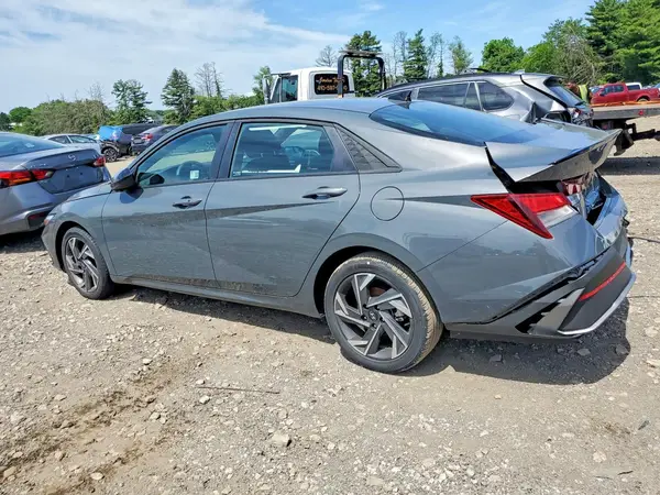 KMHLM4DG2SU043682 2025 HYUNDAI ELANTRA - Image 2