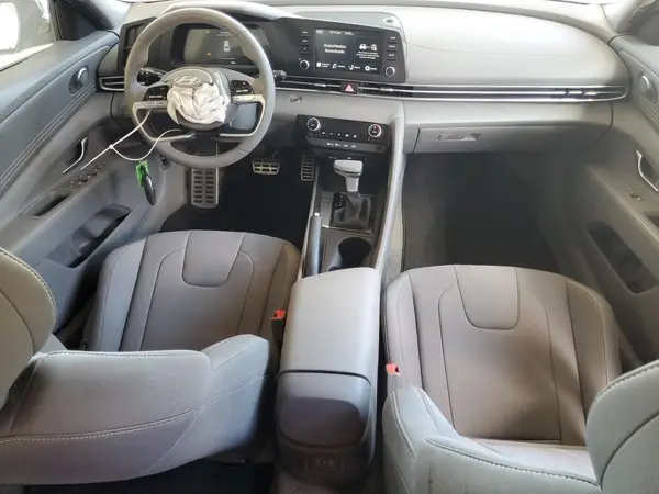 KMHLM4DG2SU044301 2025 HYUNDAI ELANTRA - Image 8
