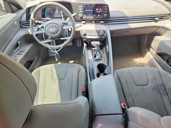 KMHLM4DG2SU048137 2025 HYUNDAI ELANTRA - Image 8