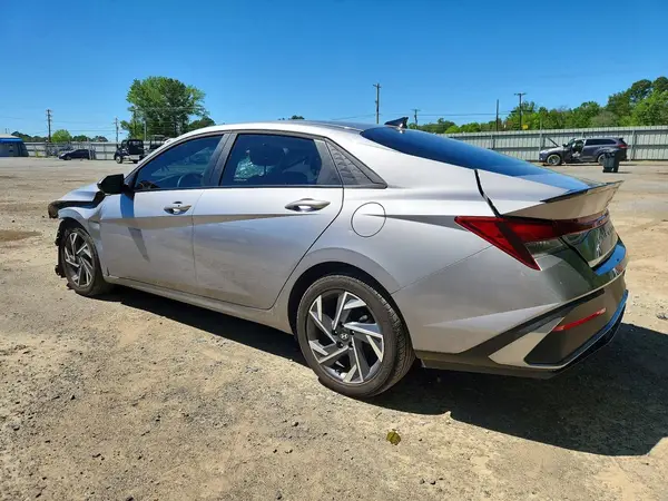 KMHLM4DG2SU060482 2025 HYUNDAI ELANTRA - Image 2