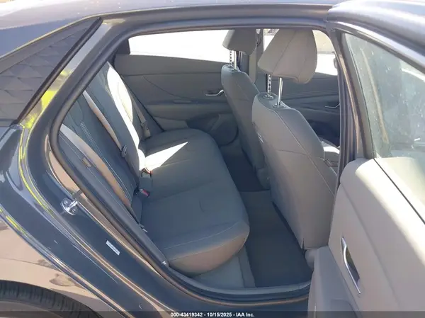 KMHLM4DG2SU078206 2025 HYUNDAI ELANTRA - Image 8