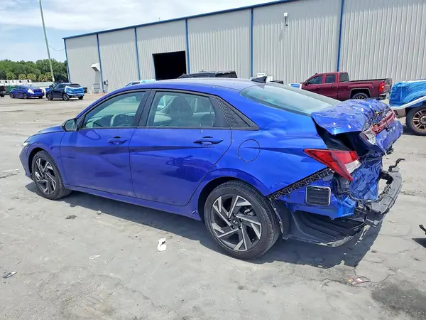 KMHLM4DG2SU080392 2025 HYUNDAI ELANTRA - Image 2