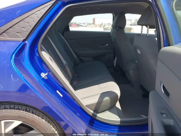 KMHLM4DG2SU090193 2025 HYUNDAI ELANTRA - Image 8