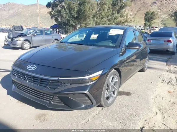 KMHLM4DG2SU869500 2025 HYUNDAI ELANTRA - Image 2