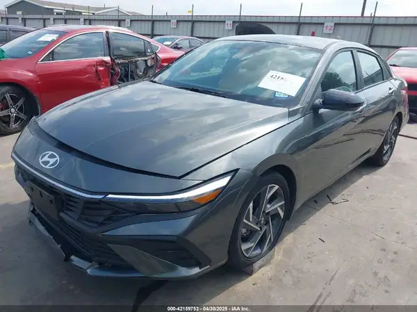 KMHLM4DG2SU878097 2025 HYUNDAI ELANTRA - Image 2