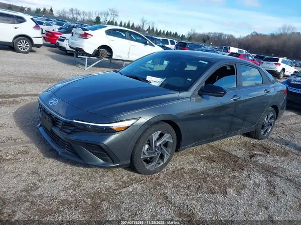KMHLM4DG2SU879914 2025 HYUNDAI ELANTRA - Image 2