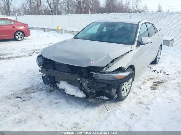 KMHLM4DG2SU880223 2025 HYUNDAI ELANTRA - Image 2