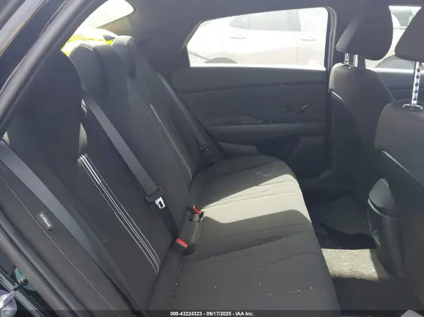 KMHLM4DG2SU882618 2025 HYUNDAI ELANTRA - Image 8