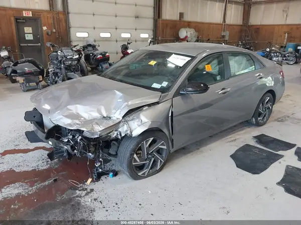 KMHLM4DG2SU883347 2025 HYUNDAI ELANTRA - Image 2