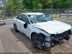 KMHLM4DG2SU886376 2025 HYUNDAI ELANTRA