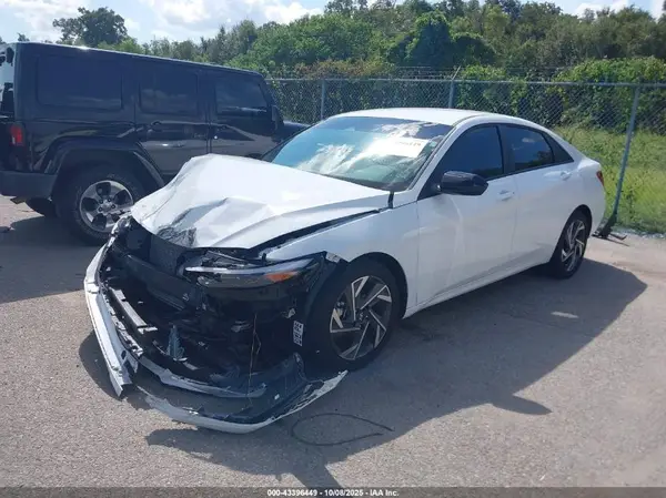 KMHLM4DG2SU888080 2025 HYUNDAI ELANTRA - Image 2