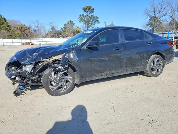 KMHLM4DG2SU897779 2025 HYUNDAI ELANTRA - Image 1