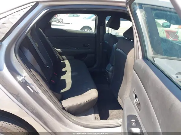 KMHLM4DG2SU902673 2025 HYUNDAI ELANTRA - Image 8