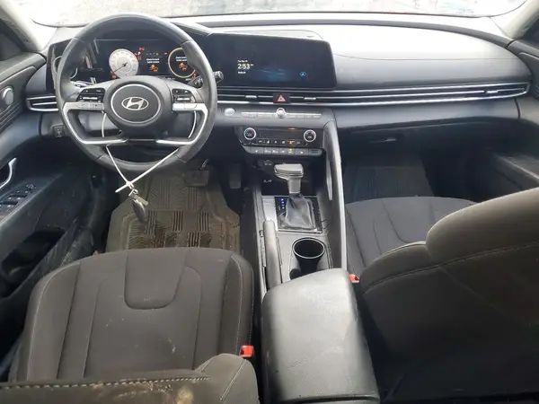 KMHLM4DG2SU903502 2025 HYUNDAI ELANTRA - Image 8