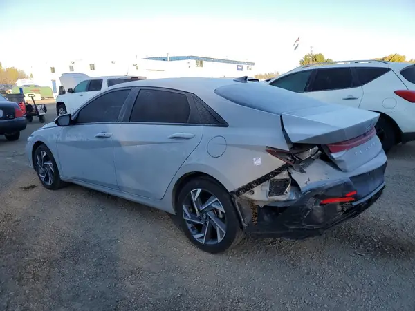 KMHLM4DG2SU904097 2025 HYUNDAI ELANTRA - Image 2