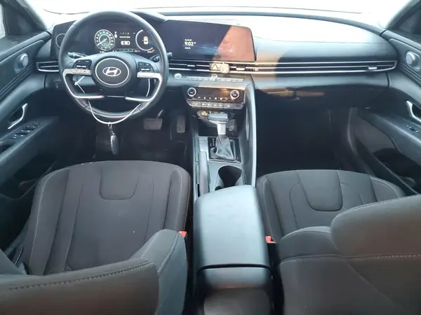 KMHLM4DG2SU904097 2025 HYUNDAI ELANTRA - Image 8