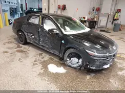 KMHLM4DG2SU906514 2025 HYUNDAI ELANTRA