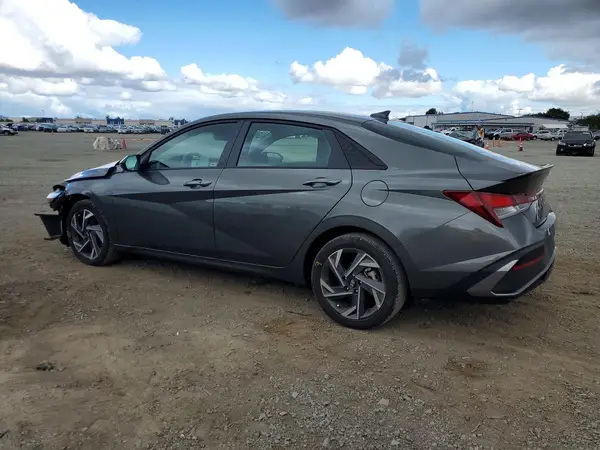 KMHLM4DG2SU909526 2025 HYUNDAI ELANTRA - Image 2