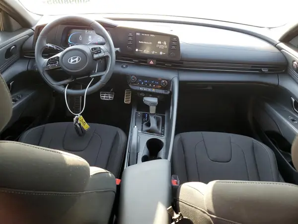 KMHLM4DG2SU923636 2025 HYUNDAI ELANTRA - Image 8