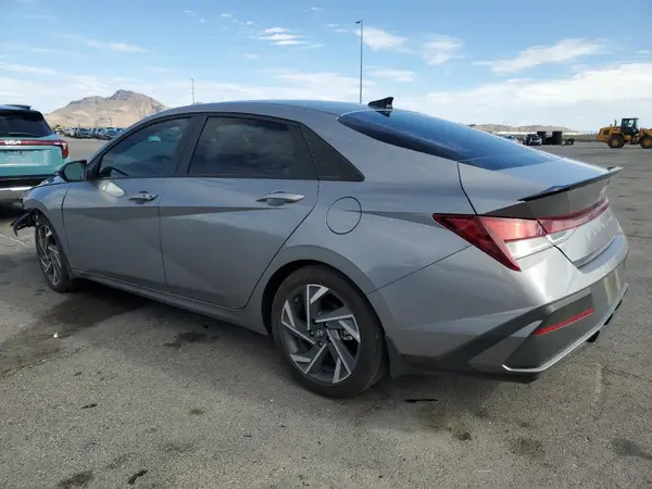 KMHLM4DG2SU924589 2025 HYUNDAI ELANTRA - Image 2
