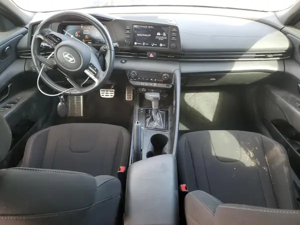 KMHLM4DG2SU924589 2025 HYUNDAI ELANTRA - Image 8