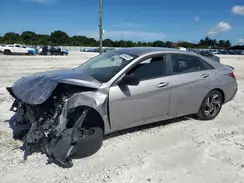 KMHLM4DG2SU929081 2025 HYUNDAI ELANTRA