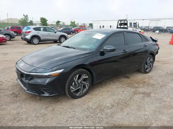 KMHLM4DG2SU936550 2025 HYUNDAI ELANTRA - Image 2