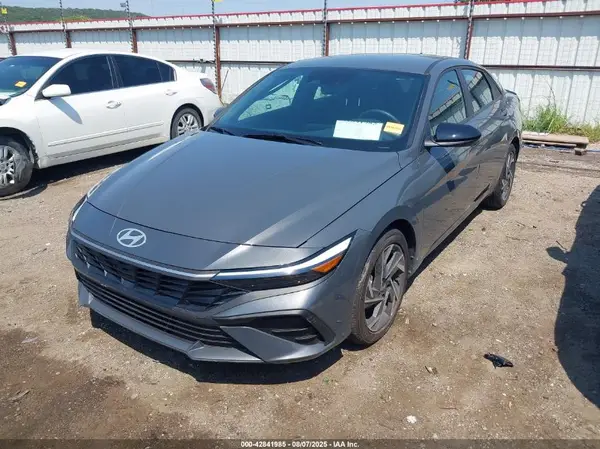 KMHLM4DG2SU943286 2025 HYUNDAI ELANTRA - Image 2