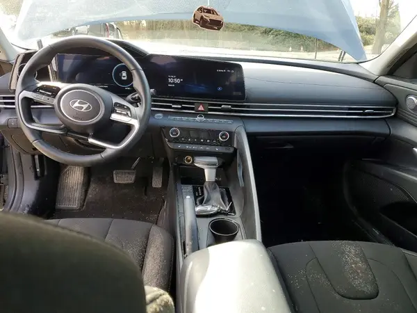 KMHLM4DG2SU954076 2025 HYUNDAI ELANTRA - Image 8