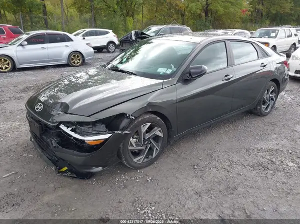 KMHLM4DG2SU955860 2025 HYUNDAI ELANTRA - Image 2