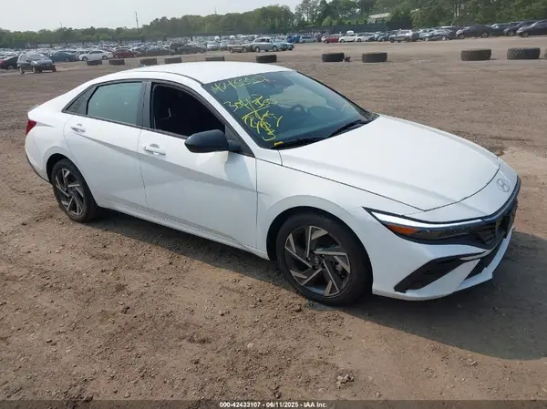 KMHLM4DG2SU956457 2025 HYUNDAI ELANTRA - Image 1