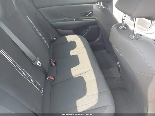KMHLM4DG2SU956457 2025 HYUNDAI ELANTRA - Image 8