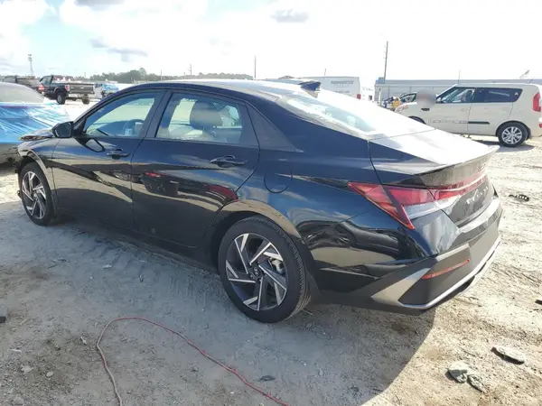KMHLM4DG2SU957043 2025 HYUNDAI ELANTRA - Image 2