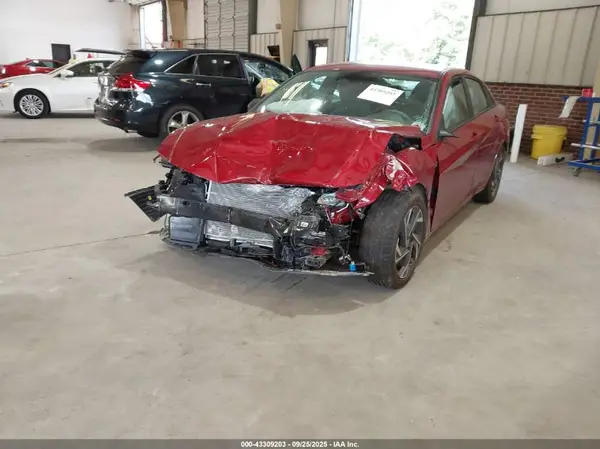 KMHLM4DG2SU958032 2025 HYUNDAI ELANTRA - Image 2