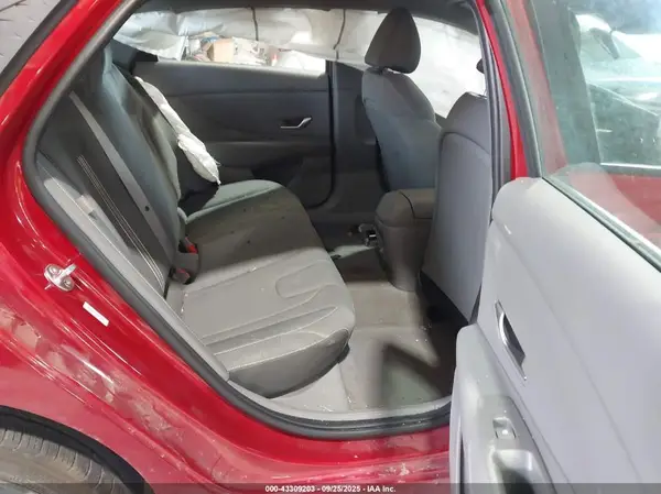 KMHLM4DG2SU958032 2025 HYUNDAI ELANTRA - Image 8