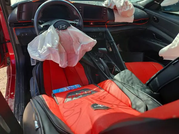 KMHLM4DG2SU959813 2025 HYUNDAI ELANTRA - Image 8