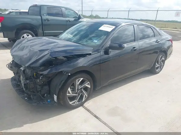 KMHLM4DG2SU961559 2025 HYUNDAI ELANTRA - Image 2