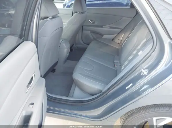 KMHLM4DG2SU971962 2025 HYUNDAI ELANTRA - Image 8