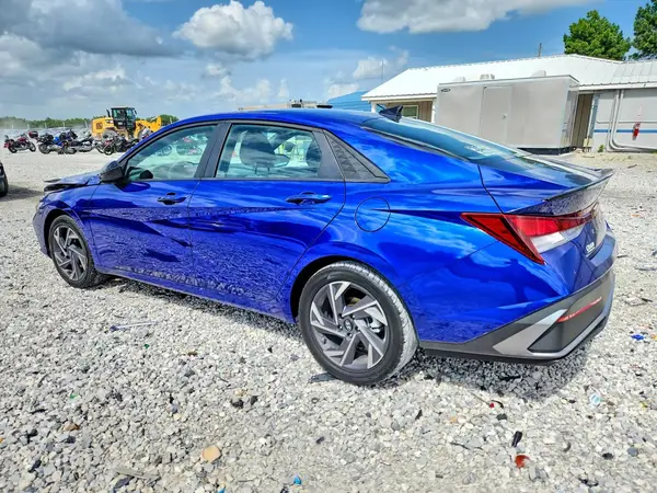 KMHLM4DG2SU972030 2025 HYUNDAI ELANTRA - Image 2