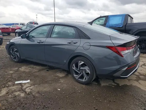 KMHLM4DG2SU972688 2025 HYUNDAI ELANTRA - Image 2