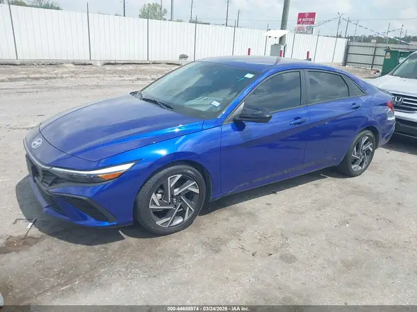 KMHLM4DG2SU978698 2025 HYUNDAI ELANTRA - Image 2