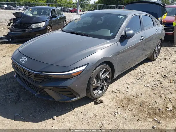 KMHLM4DG2SU981486 2025 HYUNDAI ELANTRA - Image 2