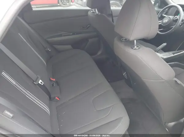 KMHLM4DG2SU982699 2025 HYUNDAI ELANTRA - Image 8