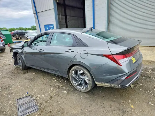 KMHLM4DG2SU992908 2025 HYUNDAI ELANTRA - Image 2