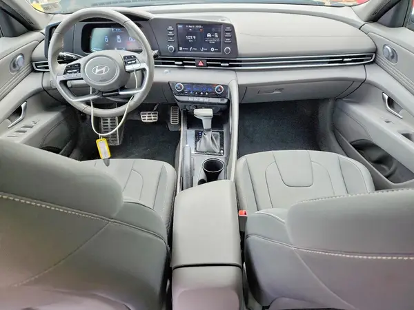 KMHLM4DG2SU992908 2025 HYUNDAI ELANTRA - Image 8