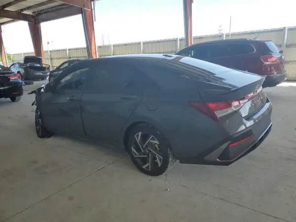KMHLM4DG2SU999227 2025 HYUNDAI ELANTRA - Image 2