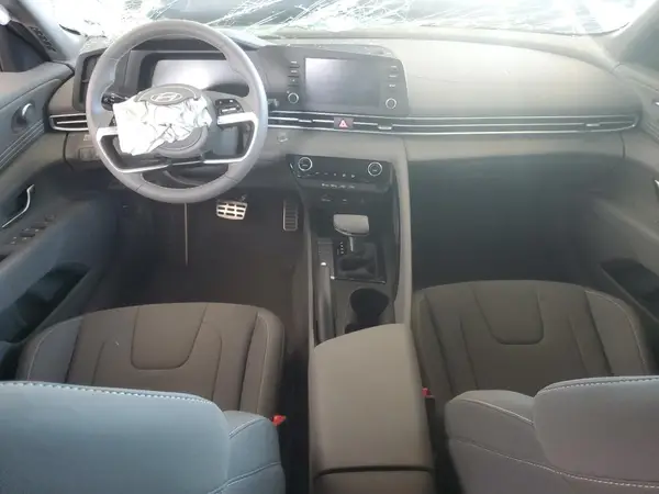 KMHLM4DG2SU999227 2025 HYUNDAI ELANTRA - Image 8