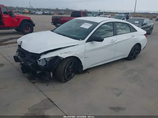 KMHLM4DG2TU099185 2026 HYUNDAI ELANTRA - Image 2